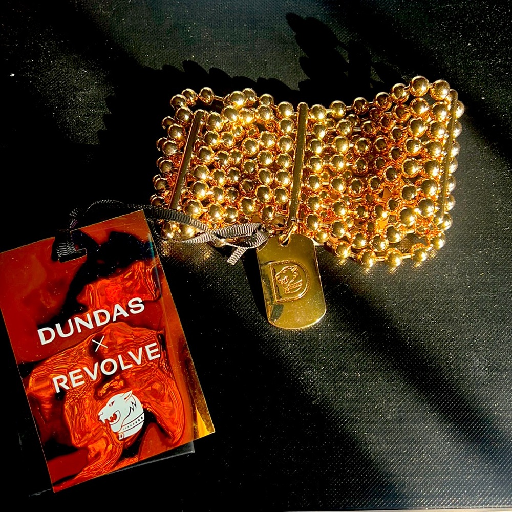 Dundas x Revolve necklace(for thin neck)